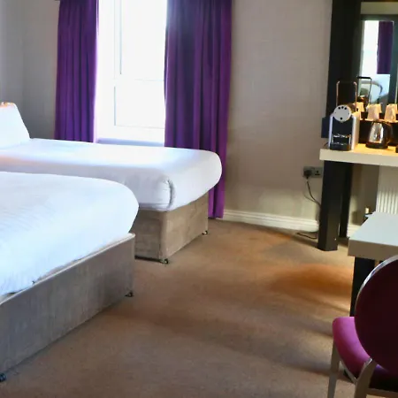 Flannery's Hotel 3*