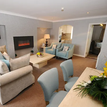 Flannery's Hotel 3*