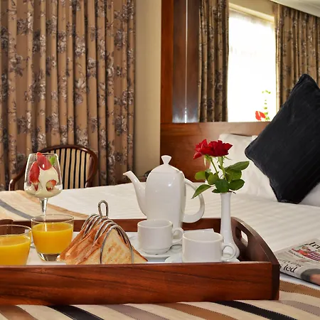 Hotel Flannery's
