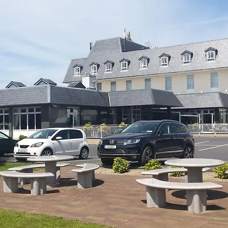 Flannery's Hotel 3*