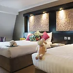 Flannery's Hotel