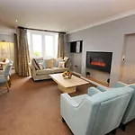 Flannery's Hotel 3*