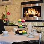 Flannery's Hotel 3*