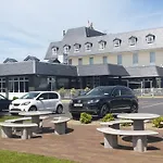 Flannery's Hotel 3*